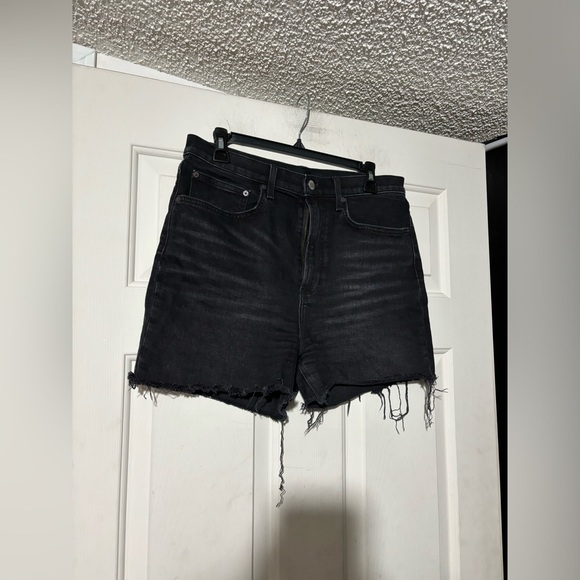 Denim forum arlo shorts - Picture 2 of 7